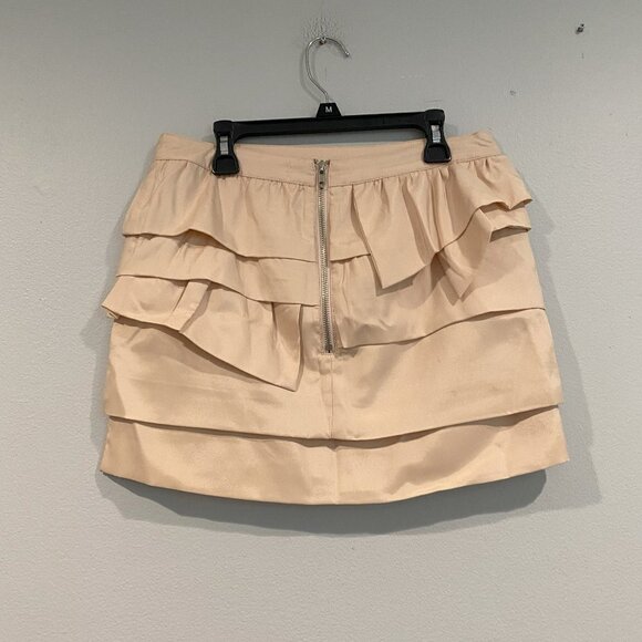 Akira Cream Colored Ruffled Mini Skirt - Size Medium - Picture 3 of 5